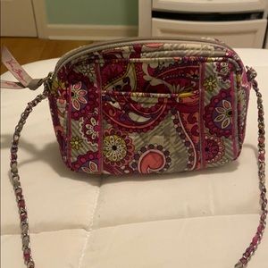 Vineyard vines cross body bag